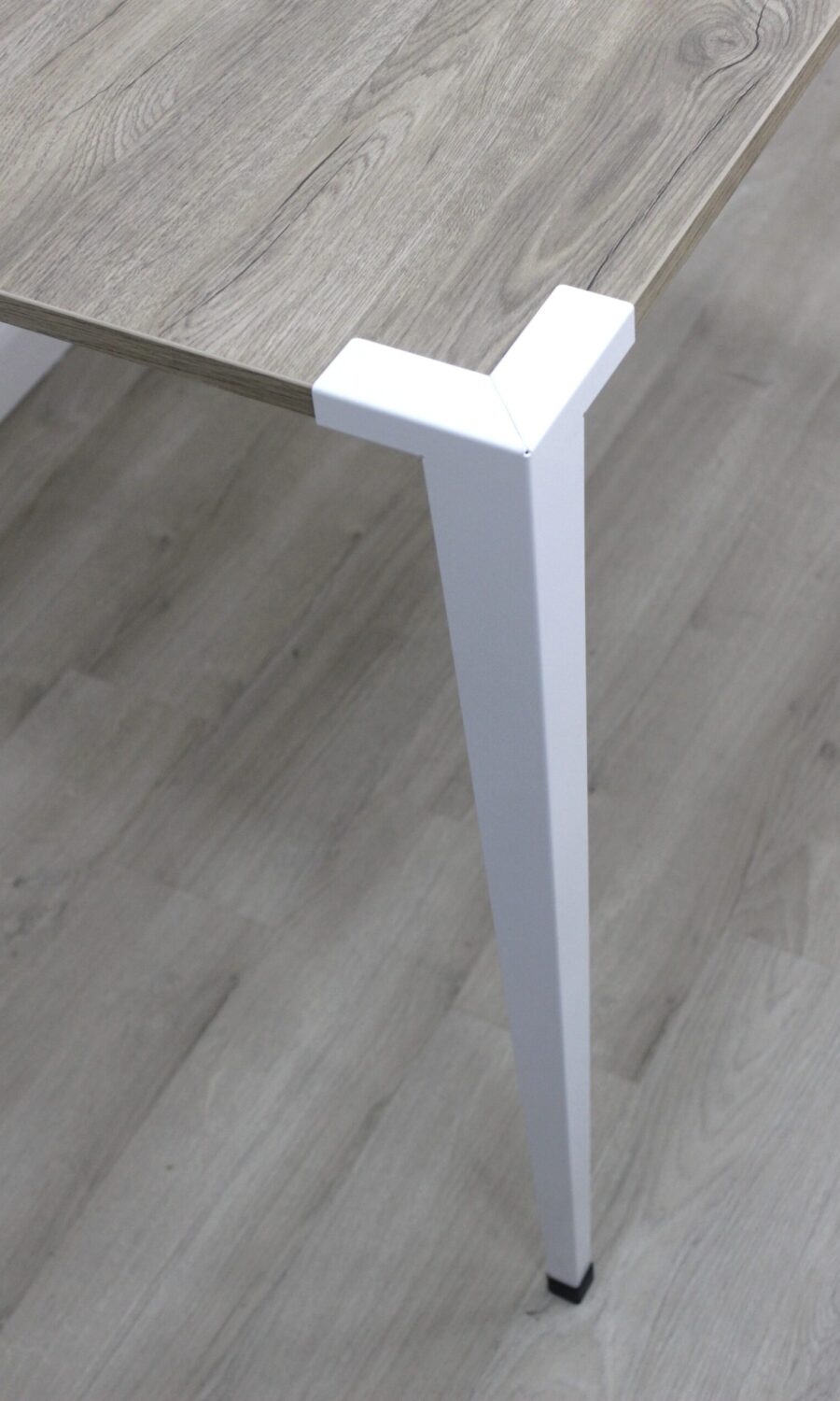 PATAS DE MESA ENCASTRABLES 750mm